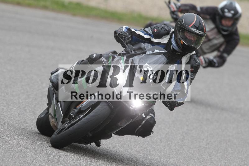 /Archiv-2025/10 23.04.2025 Cornu Master School ADR/rot-rouge/66